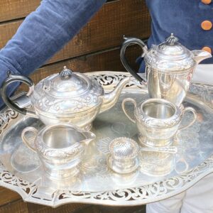 CONJUNTO PARA CHÁ E CAFÉ em metal