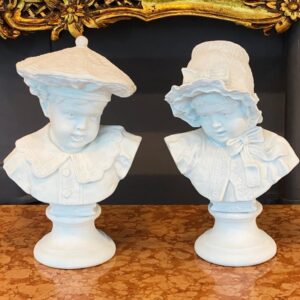 PAR de figurines de BUSTOS DE BISCUIT