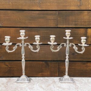 PAR de CANDELABROS em metal