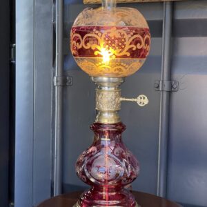 Luminária, lampião com base e cúpula em cristal da Bohemia