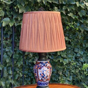 Abajur em porcelana japonesa da região de Arita