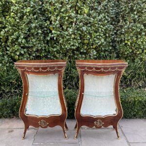 Par DE VITRINES ao estilo Napoleão III